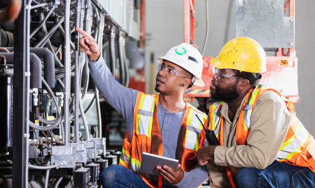 Best Electric Panel Repair  in Stayton, OR